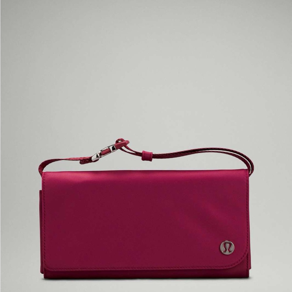 Lululemon Athletica Magenta Clutch Wristlet- NWT